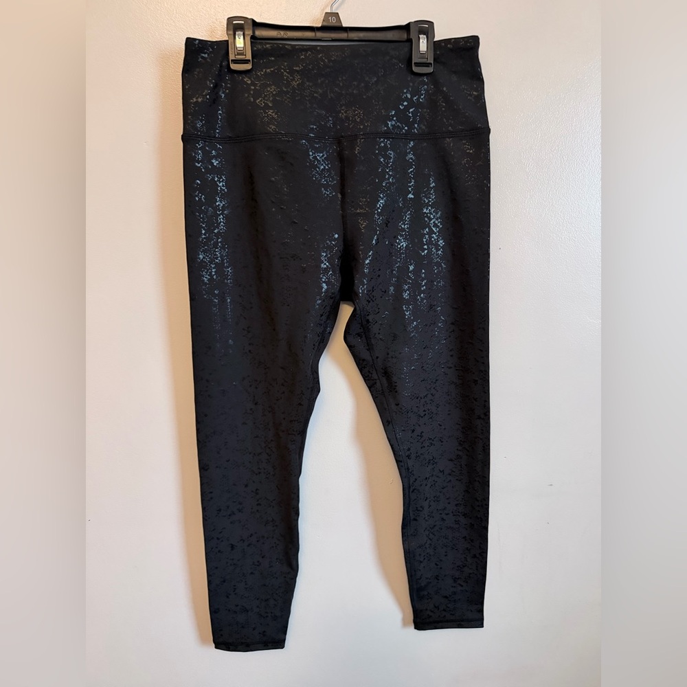 Womens Black Shiny Active Leggings